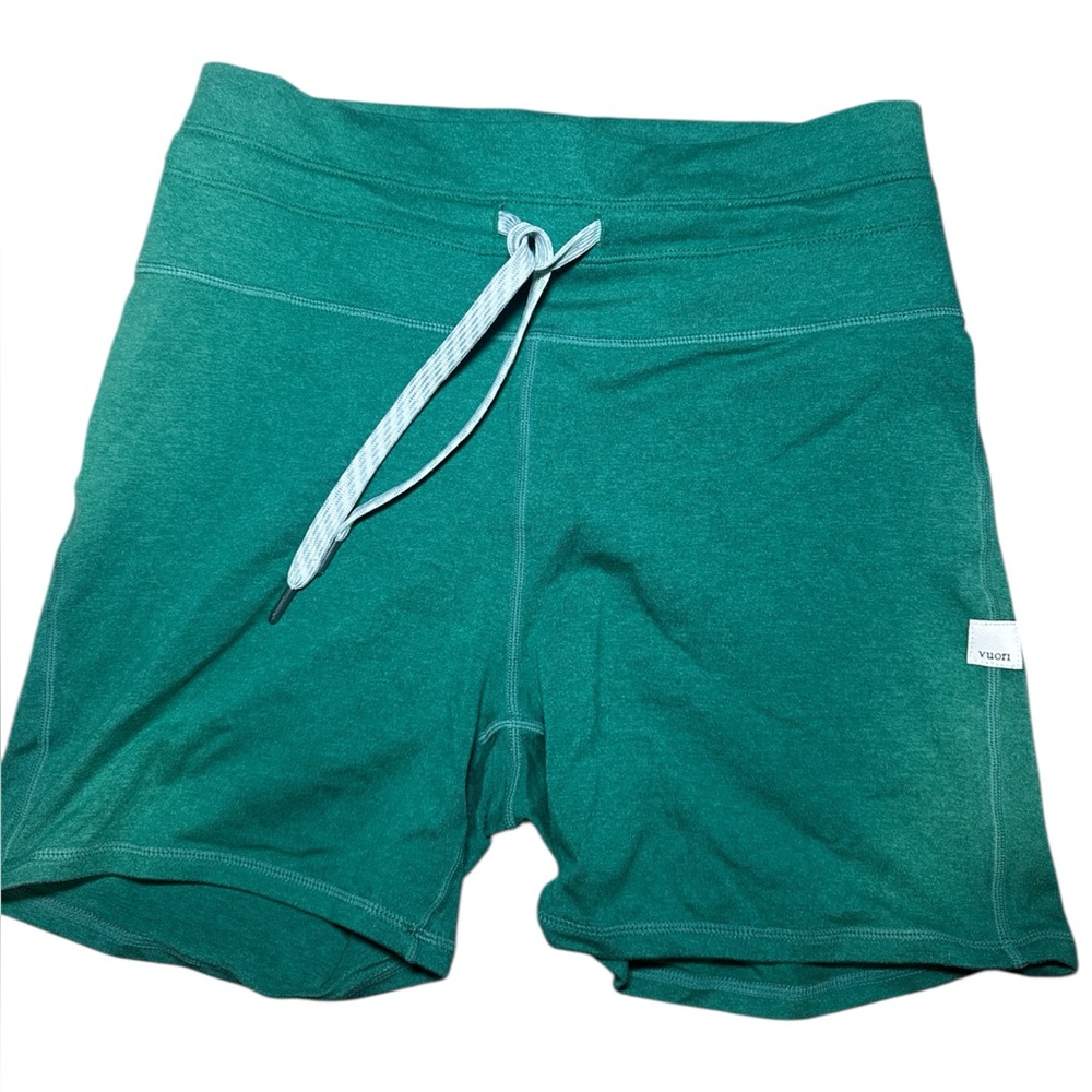 Vuori Green Shorts XS
